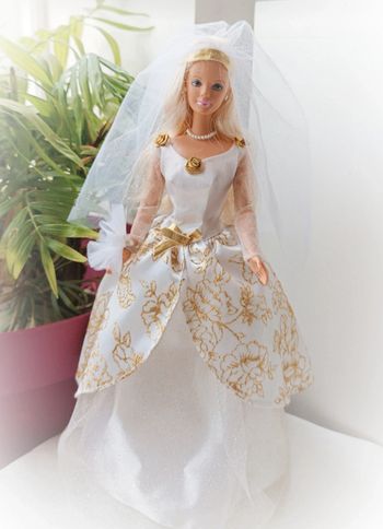 Barbie mattel doll poupée mannequin club mariage jeune mariée wedding wedd 1997 beautiful bride