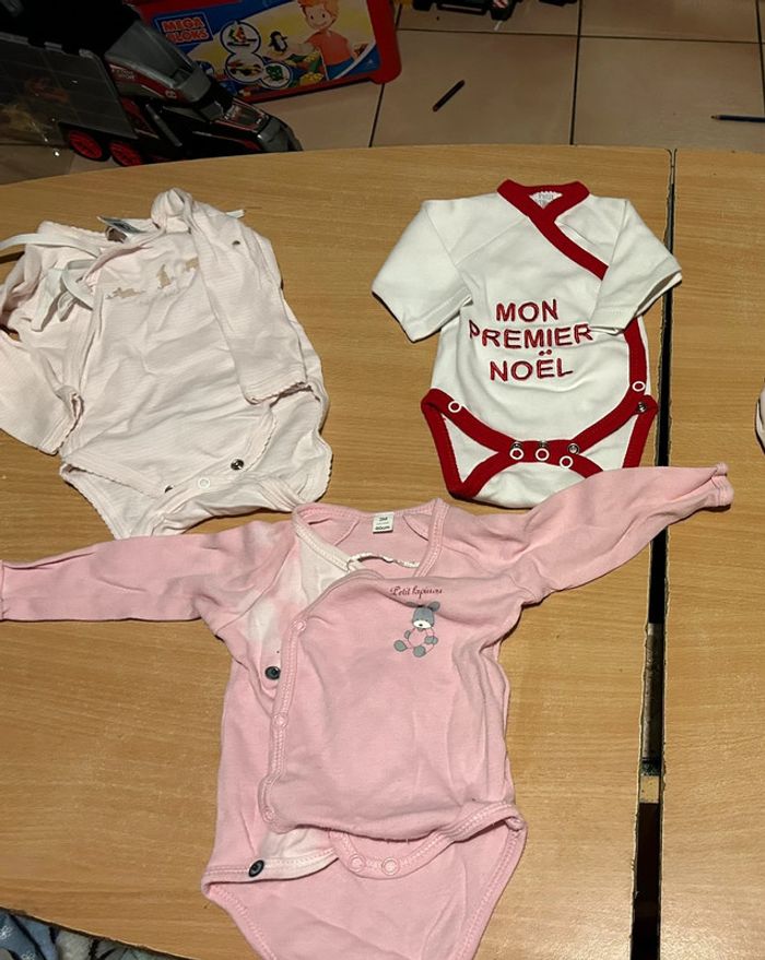 Lot de +20 vêtements taille 3 mois - photo numéro 17