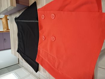 2 jupes courtes Taille 38
