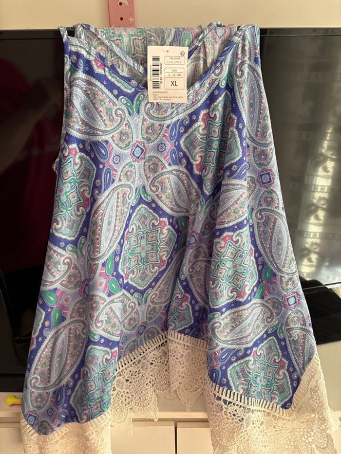 Haut asymétrique taille XL - photo numéro 2
