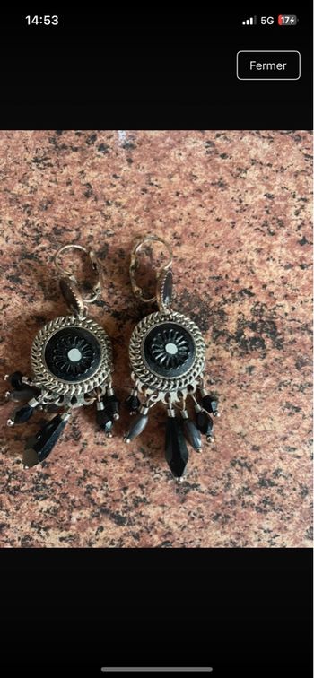 Boucle d’oreille 
