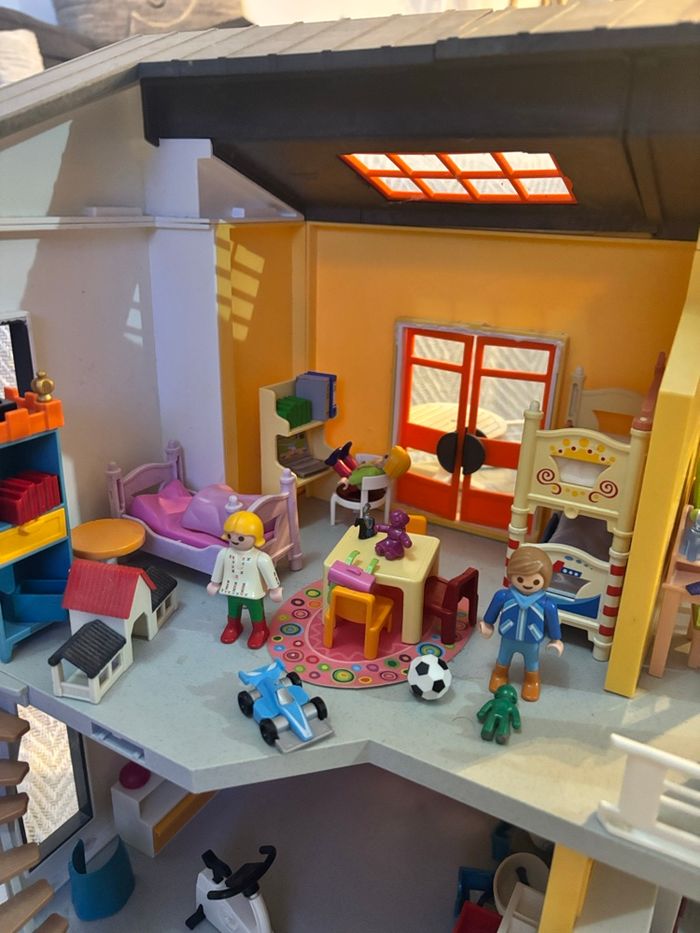 Maison playmobil (modèle 9266) avec accessoires - photo numéro 4