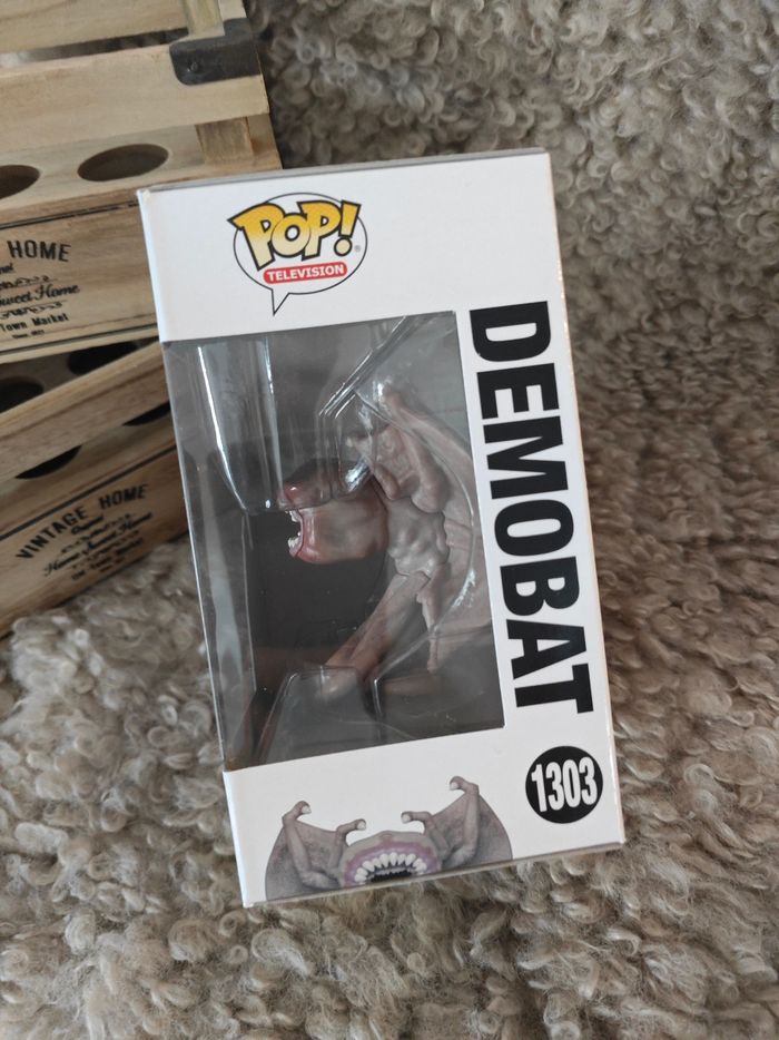 Funko Pop Stranger Things Demobat 1303 - photo numéro 2
