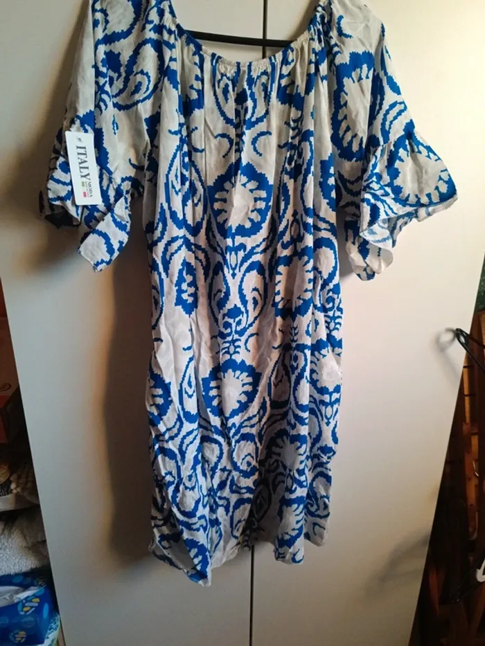 Robe légère blanche bleu et beige - photo numéro 2
