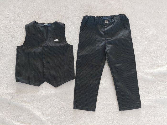 Ensemble gilet + pantalon de costume 24 mois