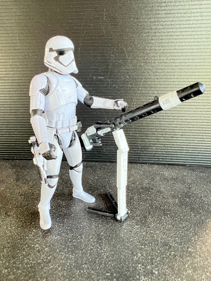 Storm Trooper du premier ordre - Figurine Star Wars 11cm