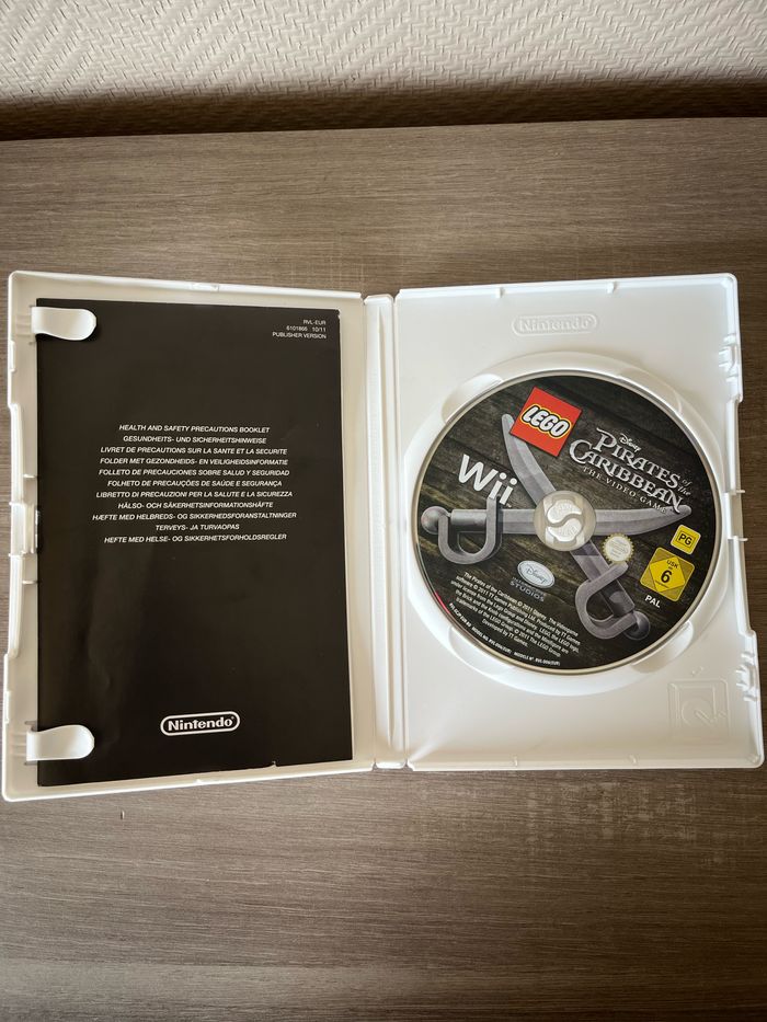 Jeu Wii Lego Pirates des Caraïbes - photo numéro 3