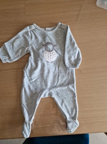 Pyjama gris mouton obaibi 9 mois