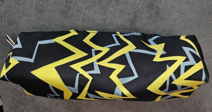 Trousse pokemon - photo numéro 2