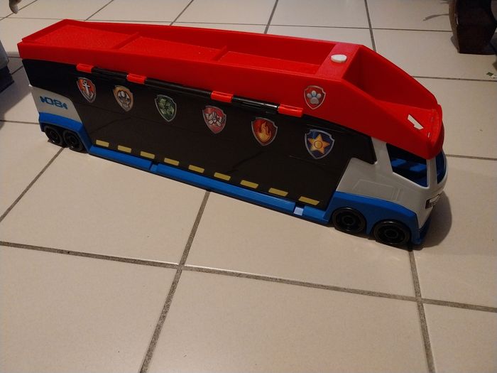 Gros camion pat patrouille