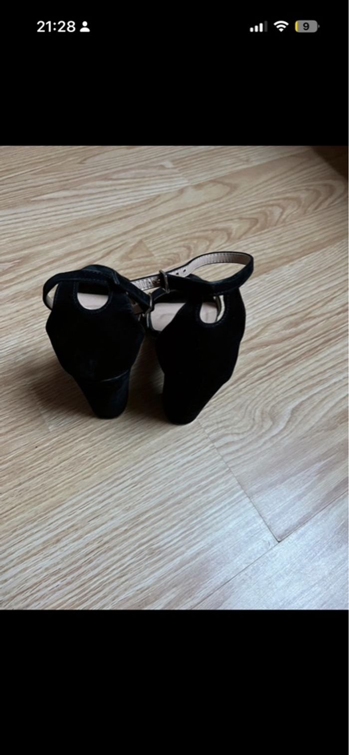 Chaussures à talons - photo numéro 3