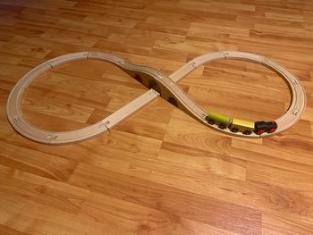 Circuit train en bois