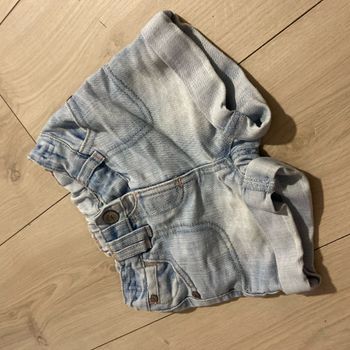 Short next taille 12/18 mois
