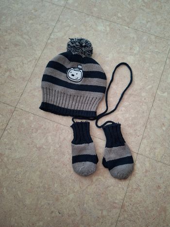 Ensemble bonnet - moufles bébé 1-3 mois