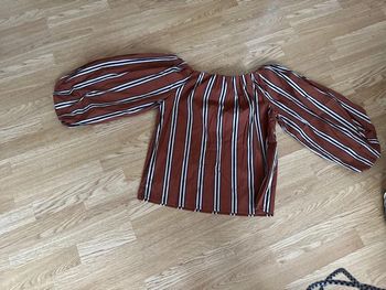 Haut à épaules dénudées style chic et tendance