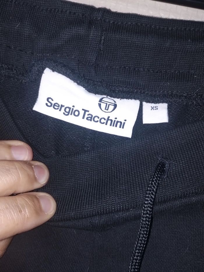 Short Sergio Tacchini - photo numéro 2