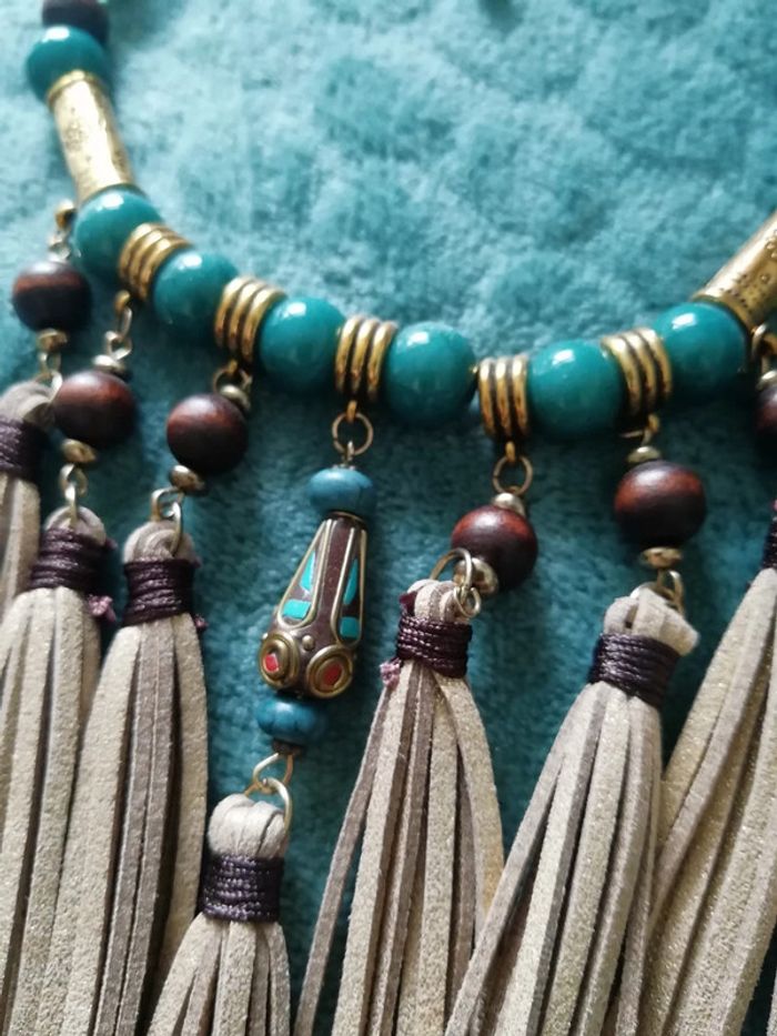Collier fait main neuf - photo numéro 3