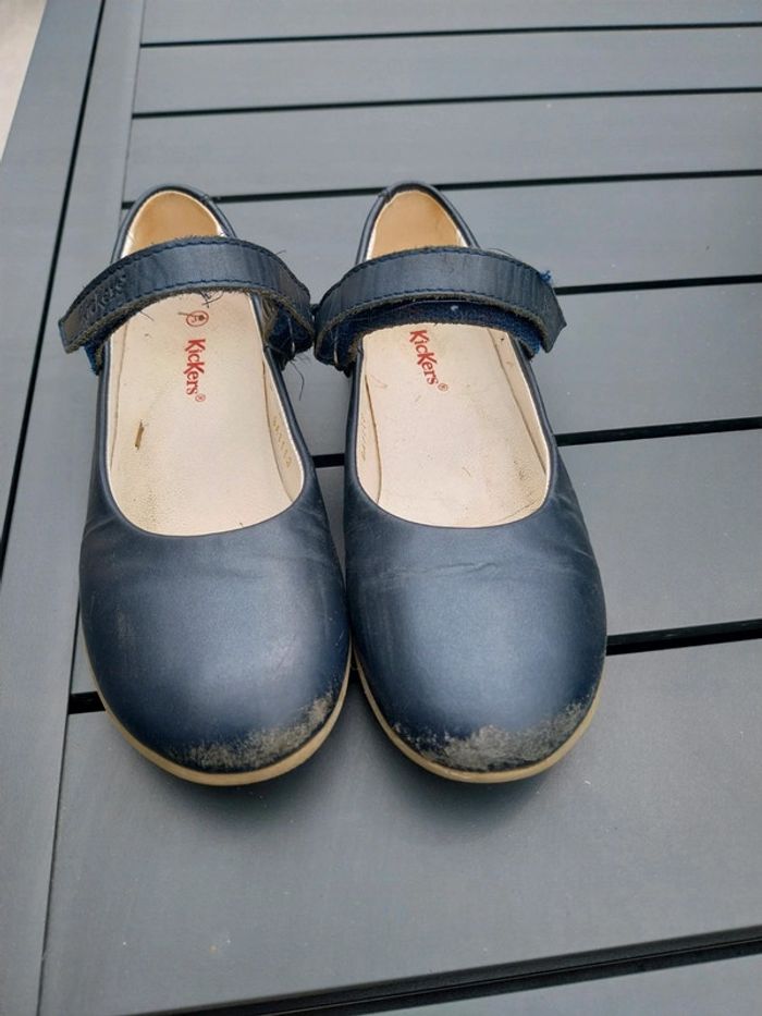 Babies bleu marine kickers