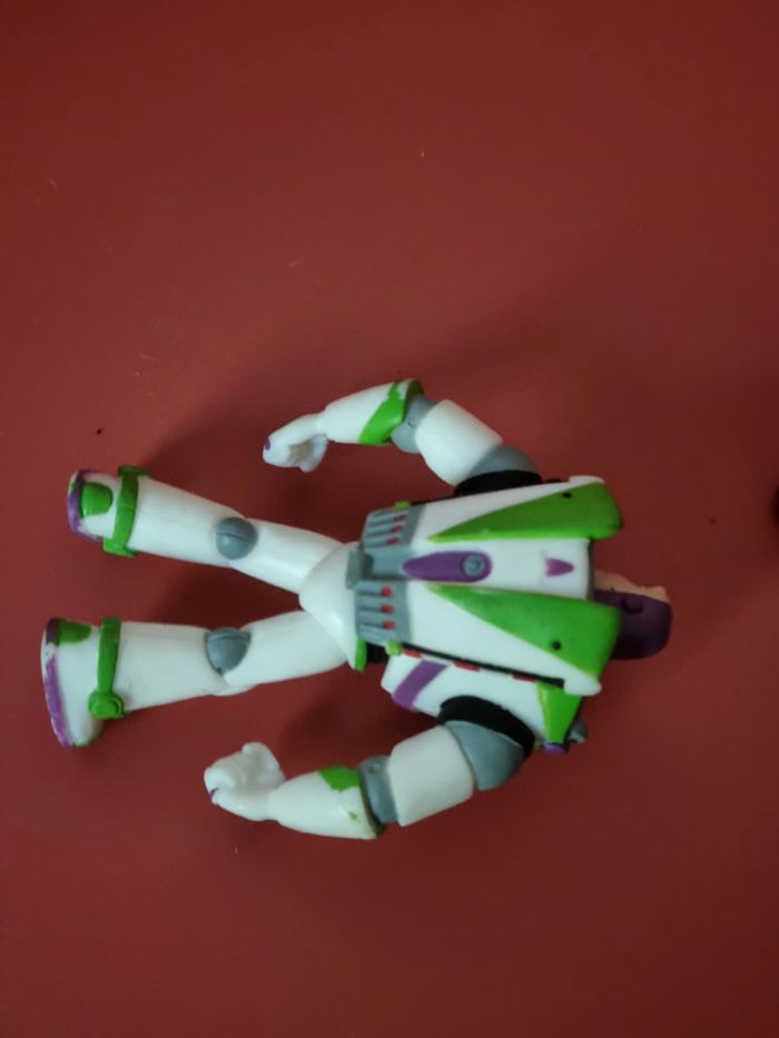 lot de deux PVC toy story buzz l'éclair et lotso bullyland - photo numéro 7