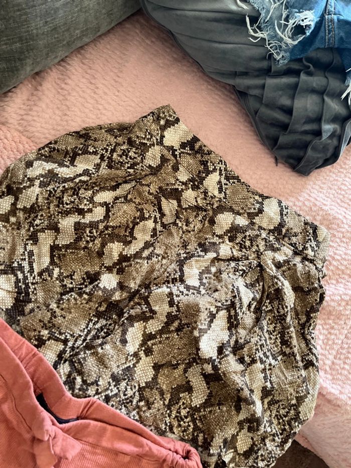 Shorts taille 38 - photo numéro 2