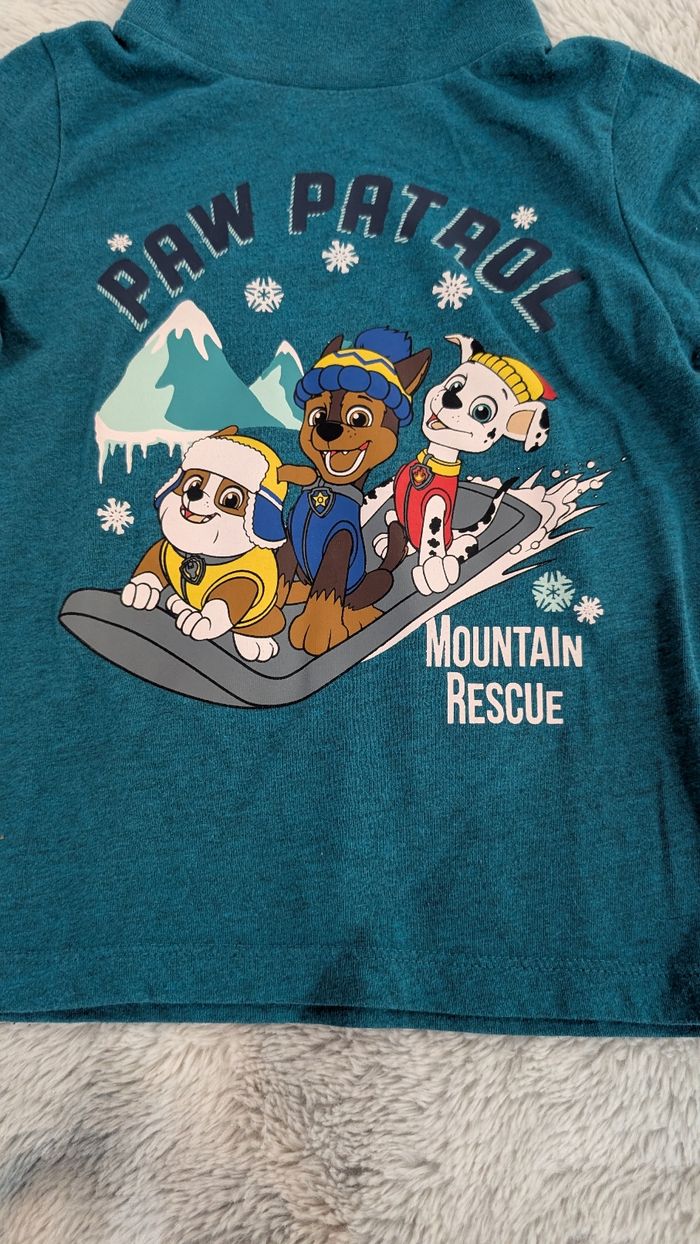 T-Shirt manches longues à col roulé C&A Pat' Patrouille taille 3 ans - photo numéro 2