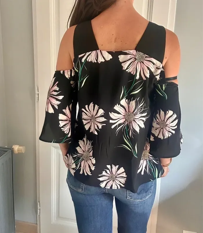 Blouse noire à épaules dénudées – Maison 123 S / 36 / 8·Très bon état - photo numéro 2