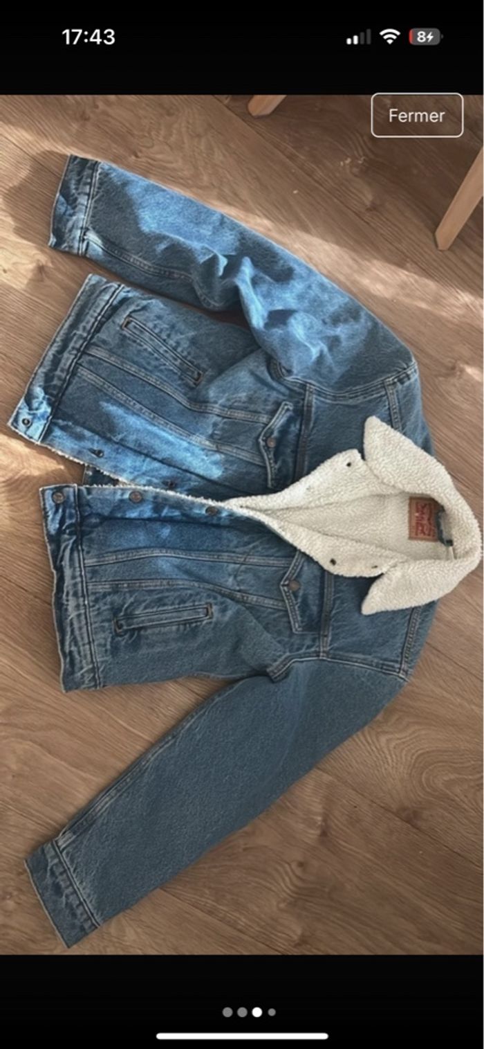 Veste levis