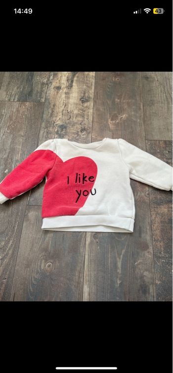 Pull tape à l’œil 24 mois