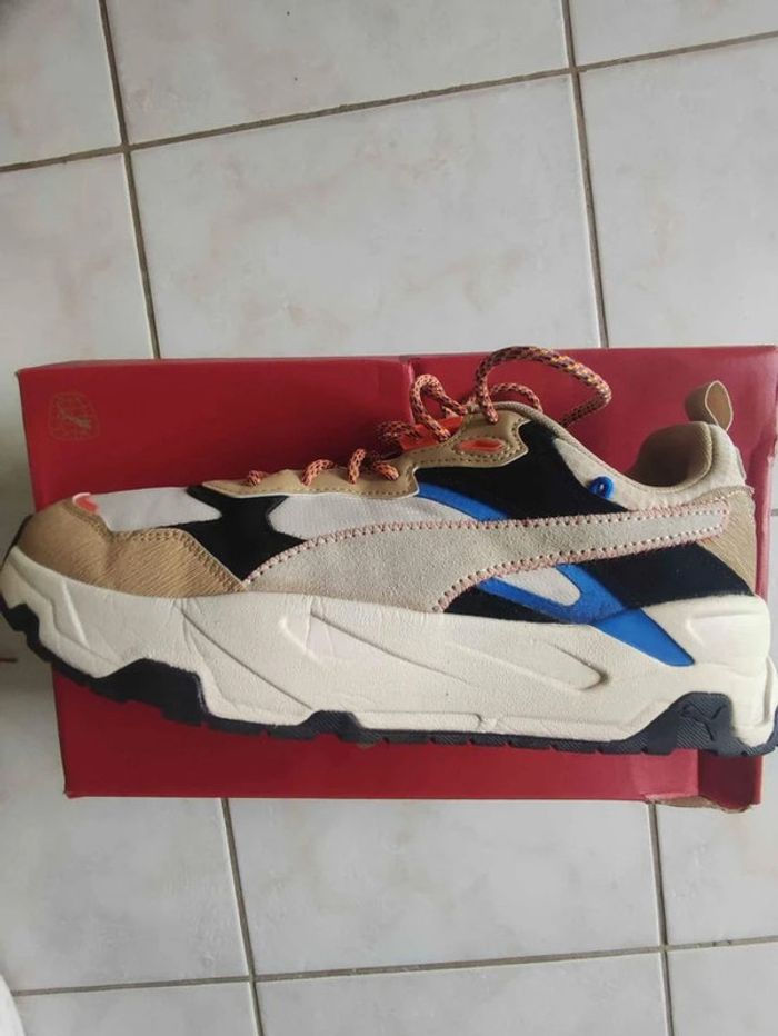 Puma Black hot heat T43 neuves