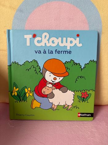 T’choupi va à la ferme.