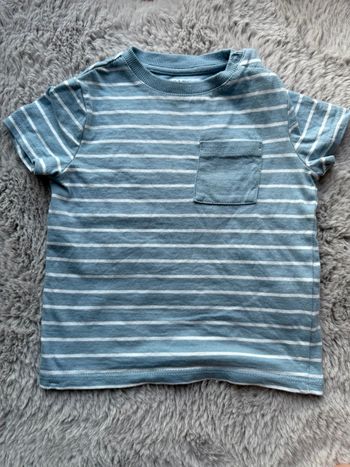 Tee shirt bleu ciel