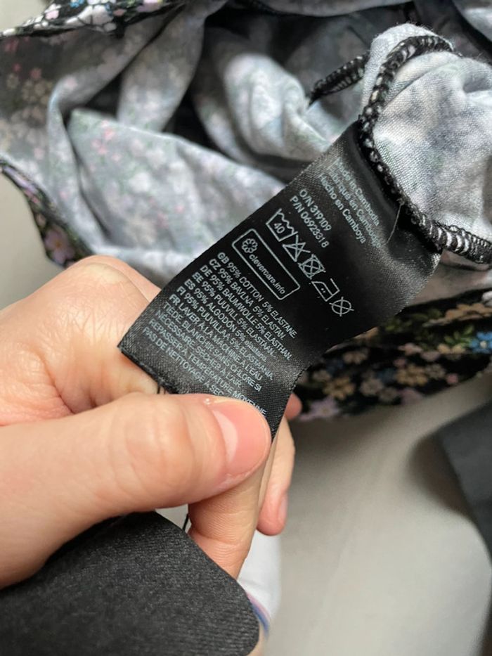 Combi short fleuri et élégante- Style dos nu avec détail noué - photo numéro 7