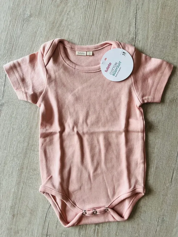 Bodie coton bébé fille neuf tutete
