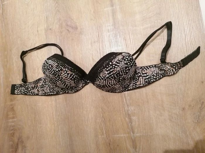 Soutien gorge 85A - photo numéro 2