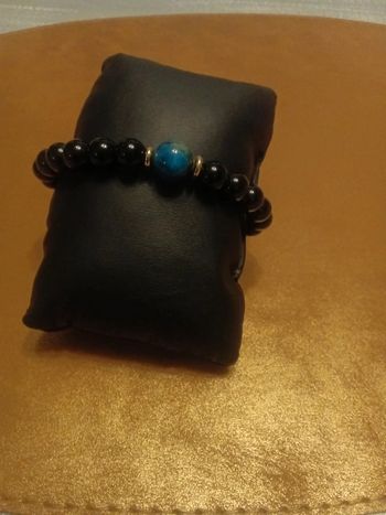 Bracelet tendance pierre noire et bleu