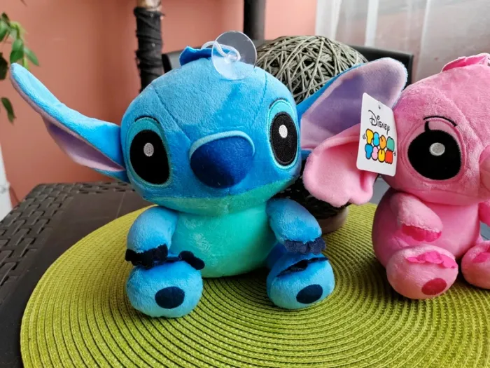 Lot de 2 peluches Disney / Stitch & Angel - Tsum-Tsum - photo numéro 2