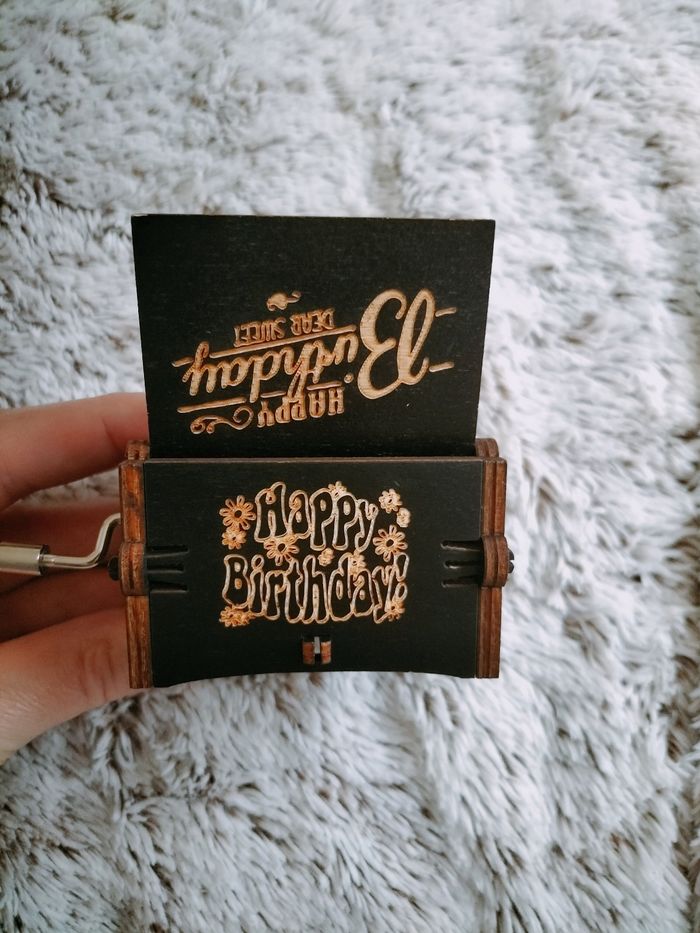 Boîte à musique en bois - photo numéro 5