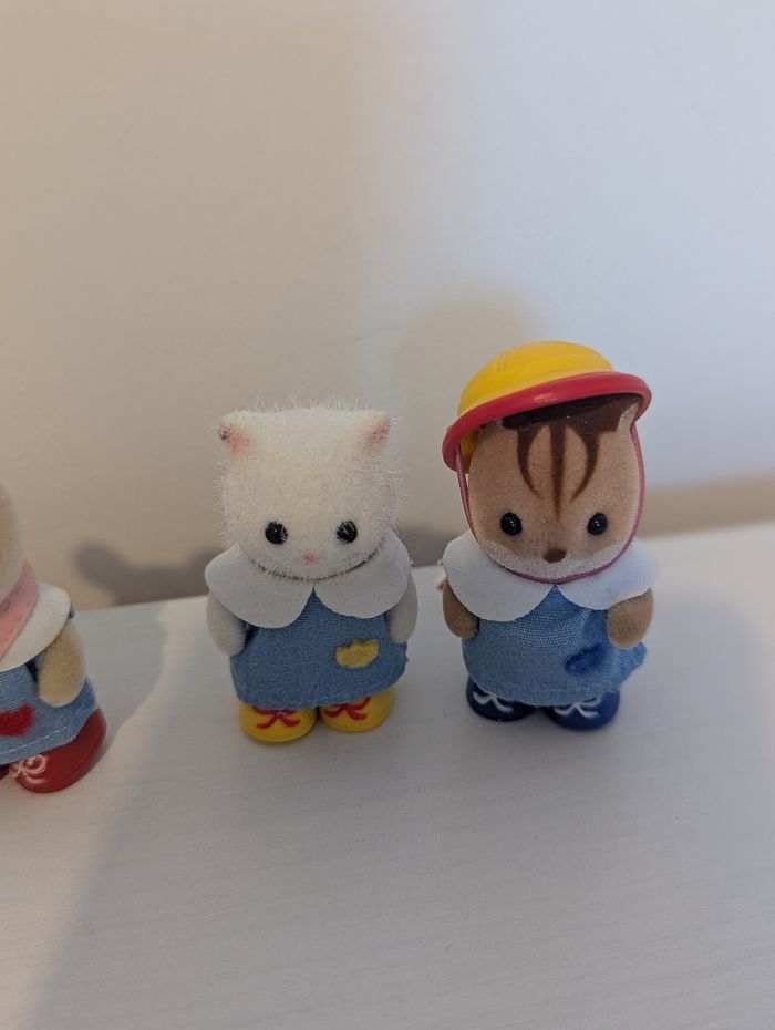 sylvanian families nursery friends 5262 lapin, chat et écureuil - photo numéro 3