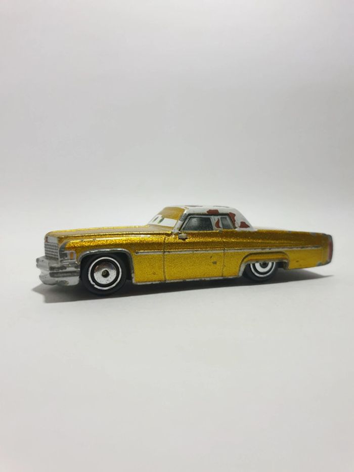 Voiture Cars Disney Pixar Tex Dinoco 1:55 Métal