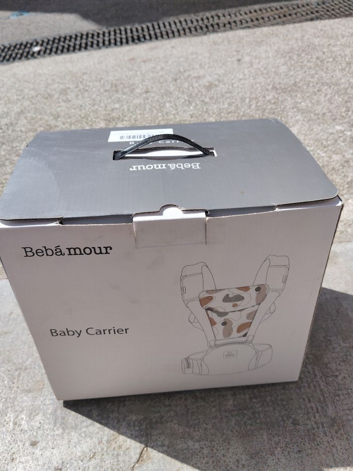Porte bébé ergonomique - photo numéro 2
