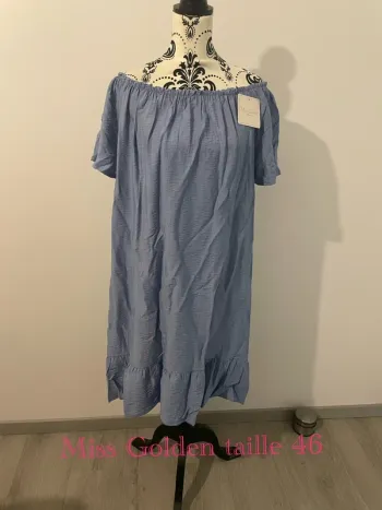 Robe ample bleu à manches courtes col élastique bas volant neuf Miss Golden taille 46