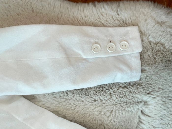 Veste de cérémonie blanche bébé 9 mois - photo numéro 4