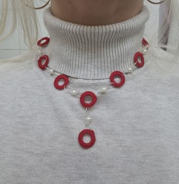 collier crochet perles, accessoire bijou chic tendance élégant unique 