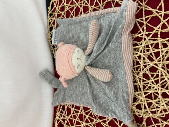 Doudou plat Chat Moon gris rose Les Petits Dodos MOULIN ROTY - photo numéro 5