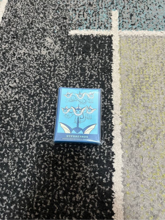 Pokémon 64 sleeves Vaporeon / Aquali gift box chinese exclusivity  sealed