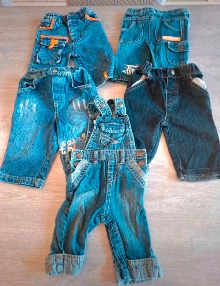 Lot de Pantalons jean taille 3 mois - Très bon état
