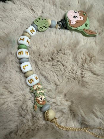 Attache tétine Peter pan