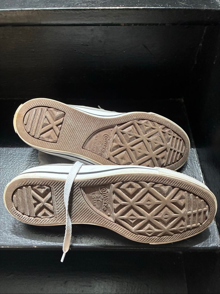 Converse . Basket