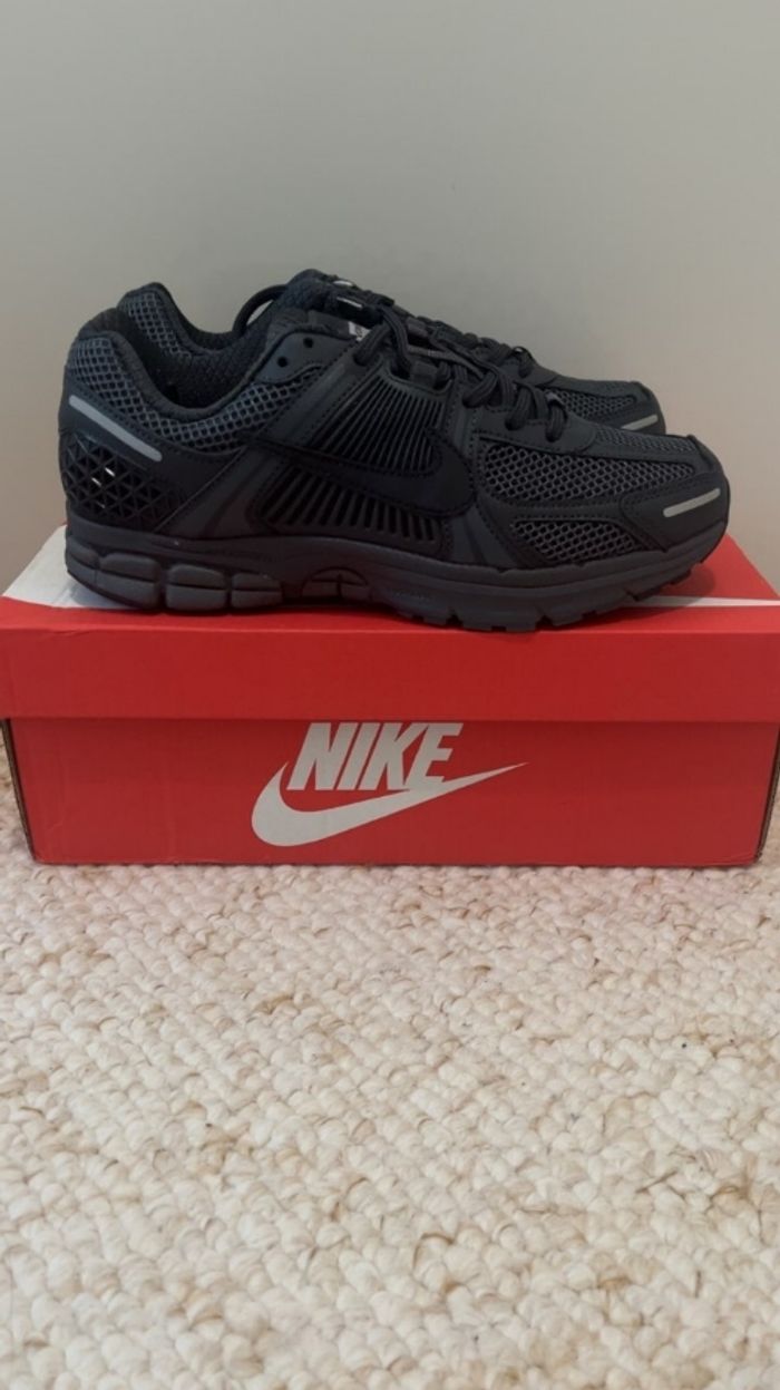 Nike zoom vomero neuve taille 41 - photo numéro 2