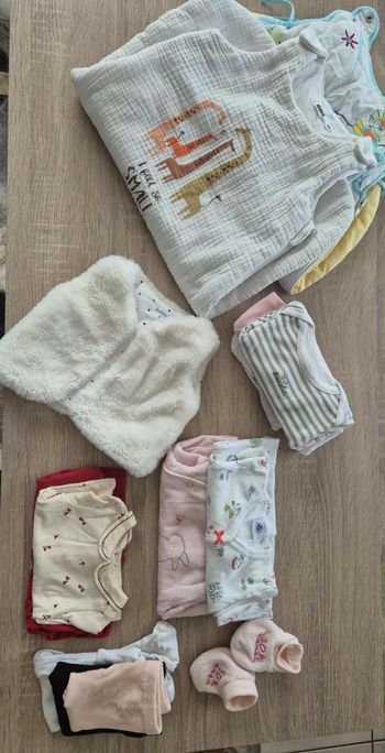 Lot fille hiver  1 mois